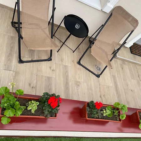 Urban Apartment *